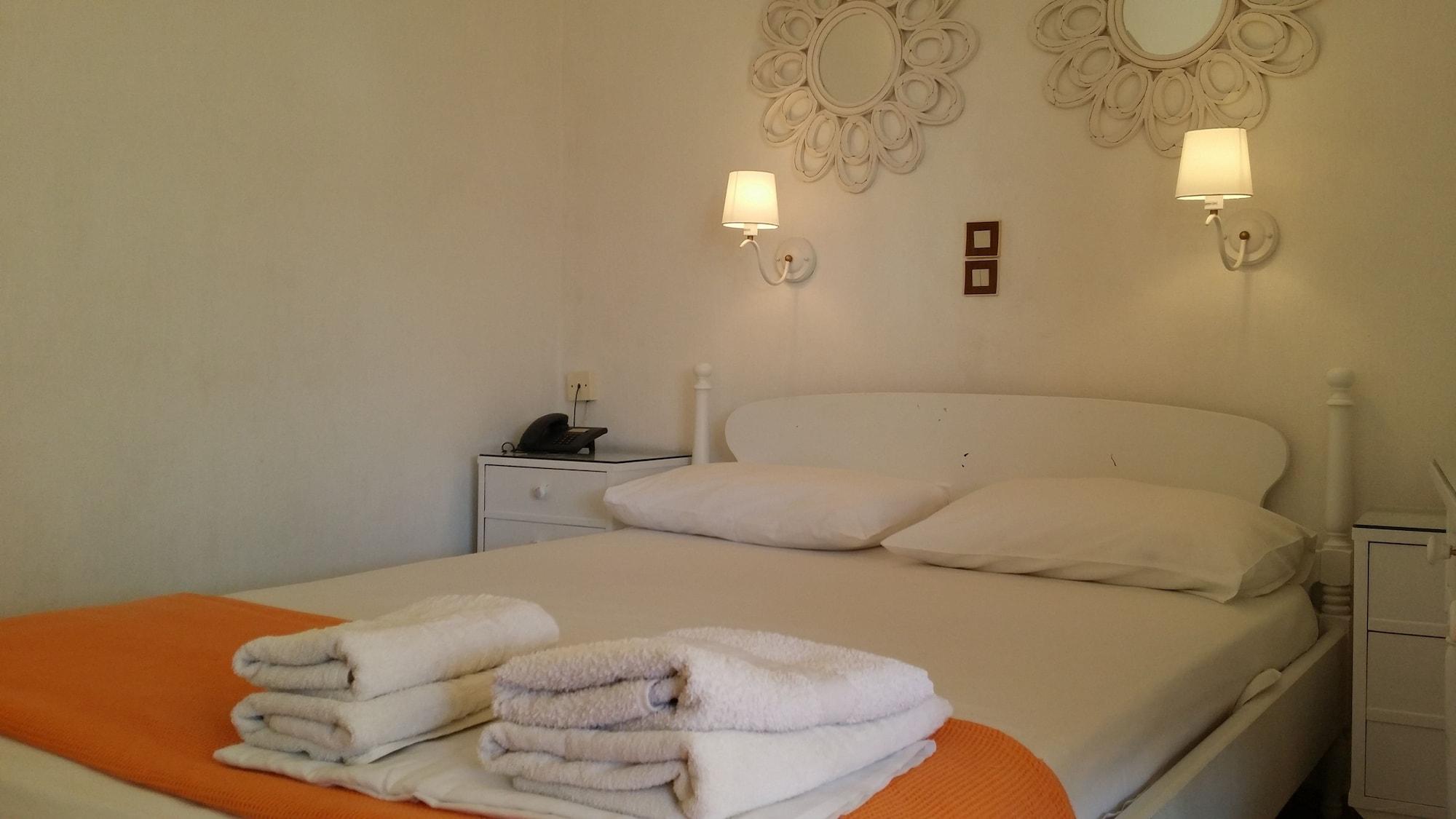 Rachel Hotel Αγία Μαρίνα Εξωτερικό φωτογραφία