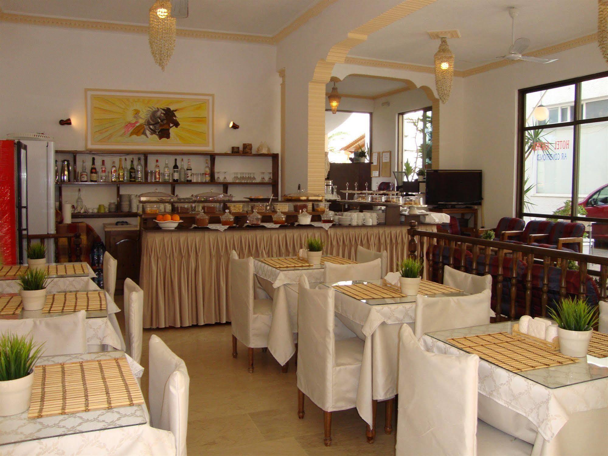 Rachel Hotel Αγία Μαρίνα Εξωτερικό φωτογραφία