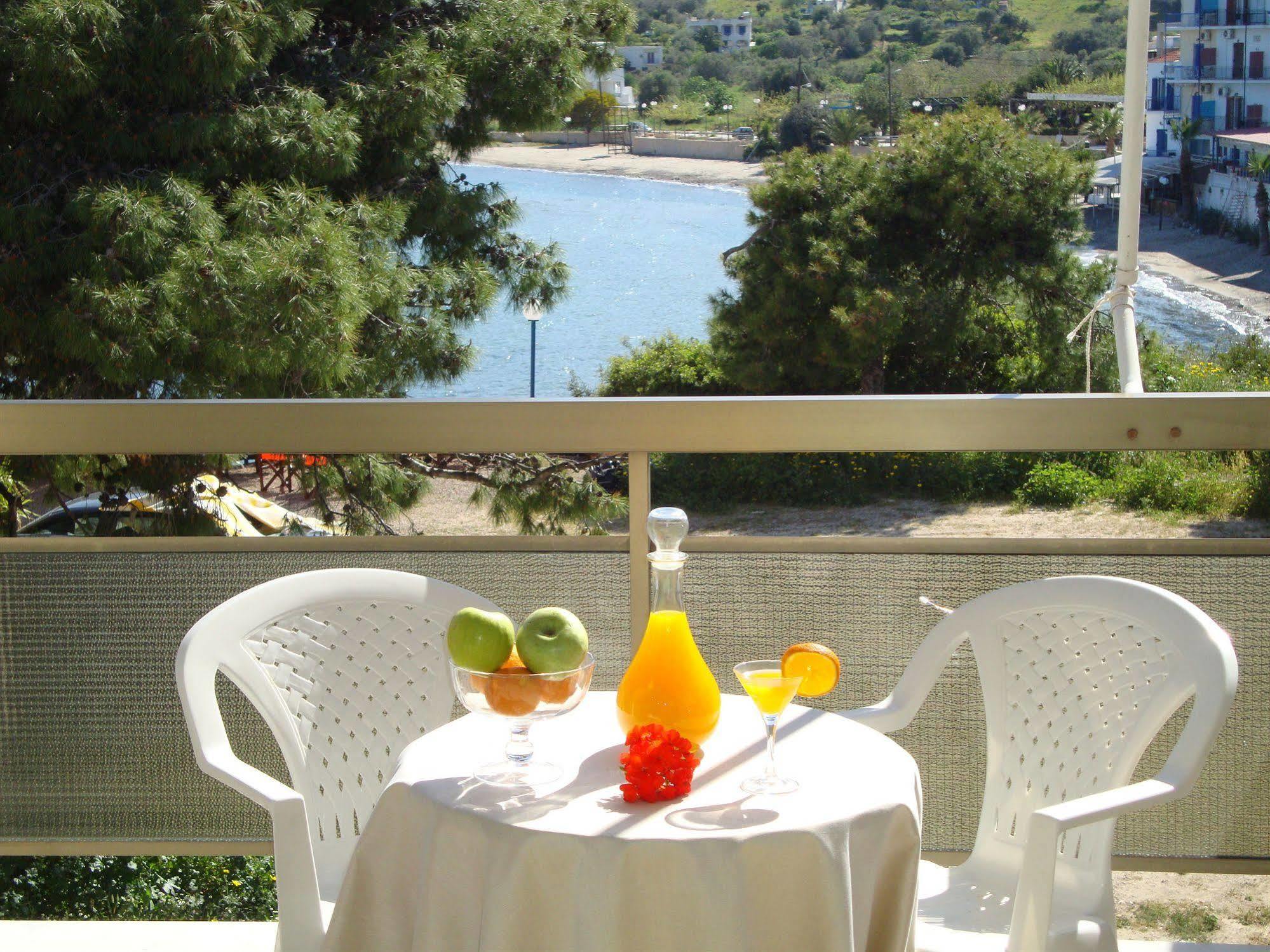 Rachel Hotel Αγία Μαρίνα Εξωτερικό φωτογραφία